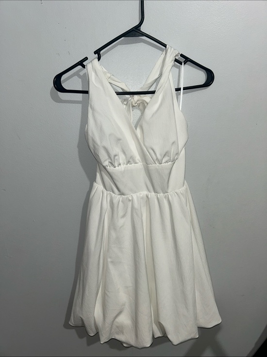 Dresses & Skirts - Women's Cream Halter Fit & Flare Dress